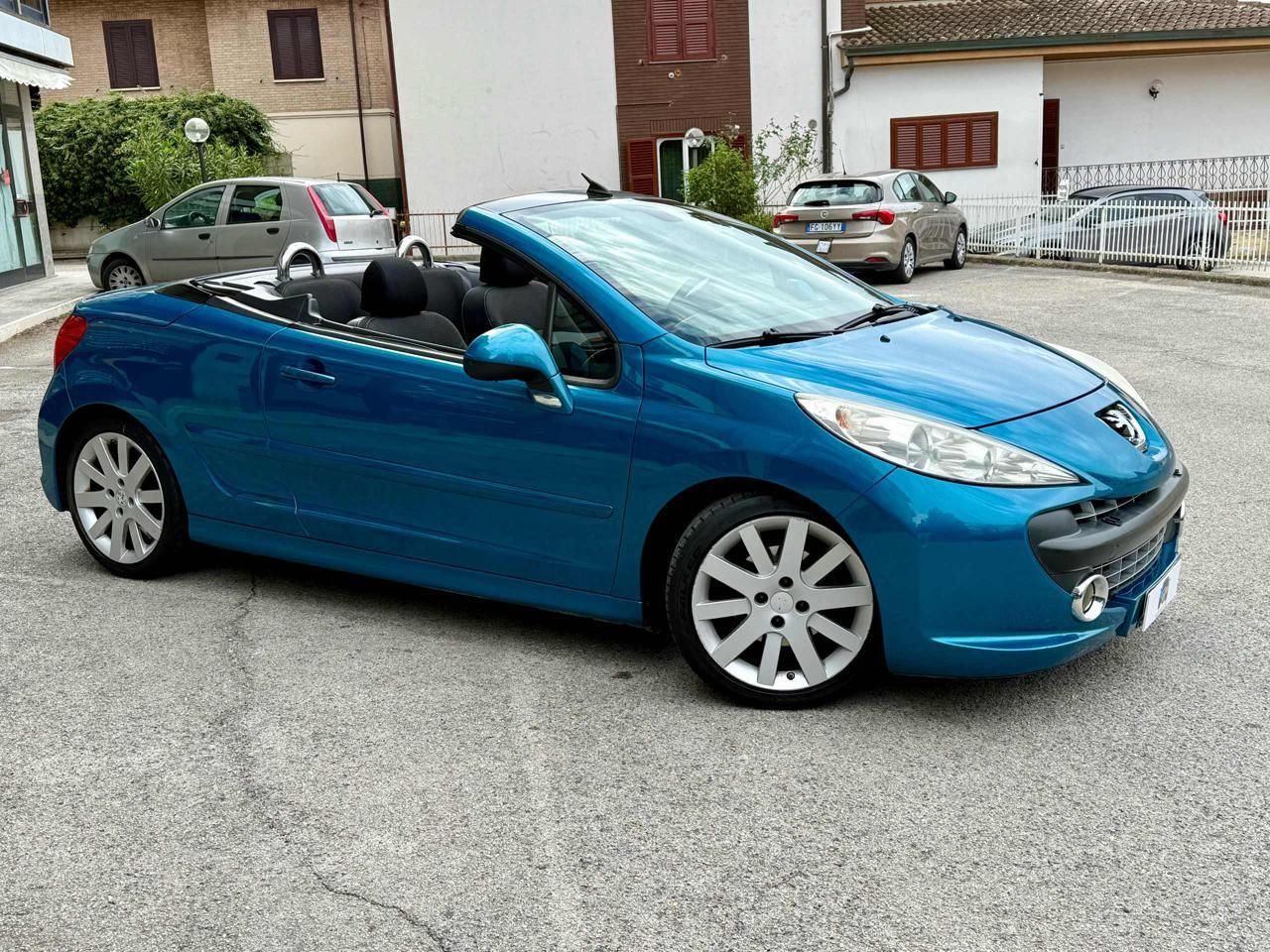 PEUGEOT 207 1.6 VTi 120CV CC Féline