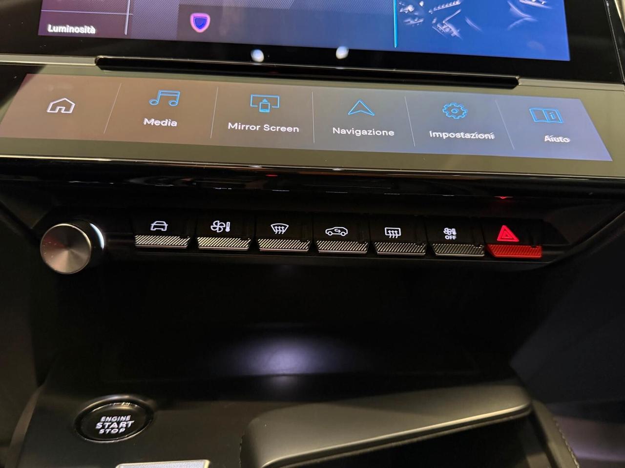 PEUGEOT 308 BERLINA ALLURE 1.5 PELLE NAVI OK NEOPATENTATI ANNO 2022