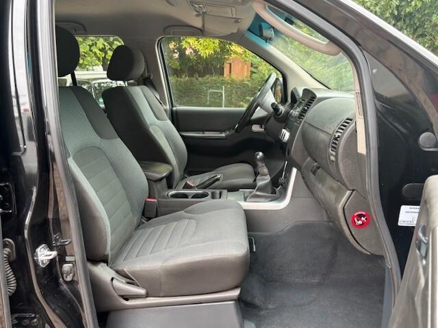 Navara 2.5 dCi 190CV 4 porte Double Cab LE Plus 4x4