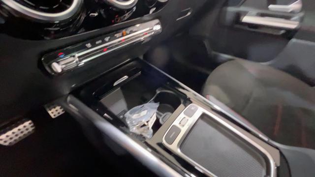 MERCEDES-BENZ GLA 200 d Automatic AMG Line Advanced Plus - TETTO!