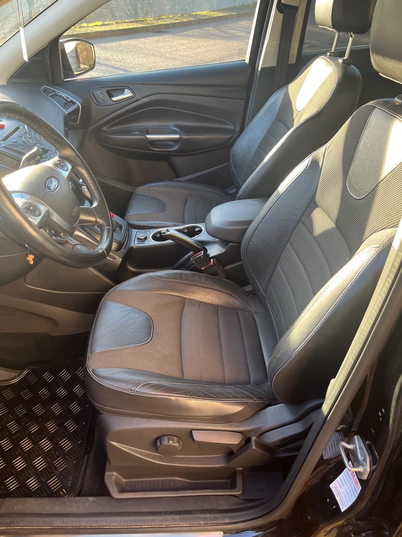 Ford Kuga 2.0 TDCI 163 CV 4WD Powershift Titanium X