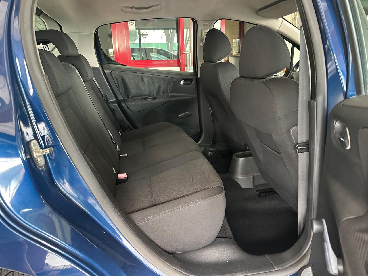 Peugeot 207 1.4 8V 75CV 5p. X Line