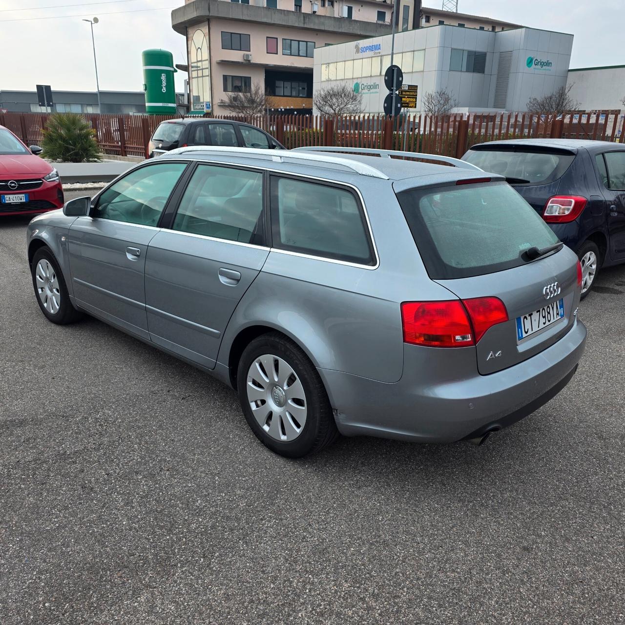 Audi A4 2.0 16V TFSI Avant quattro