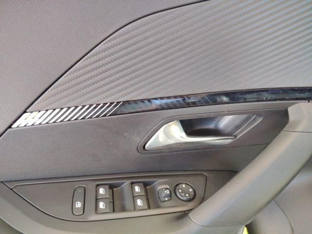 PEUGEOT 2008 PureTech 100 S&S Allure PROMO