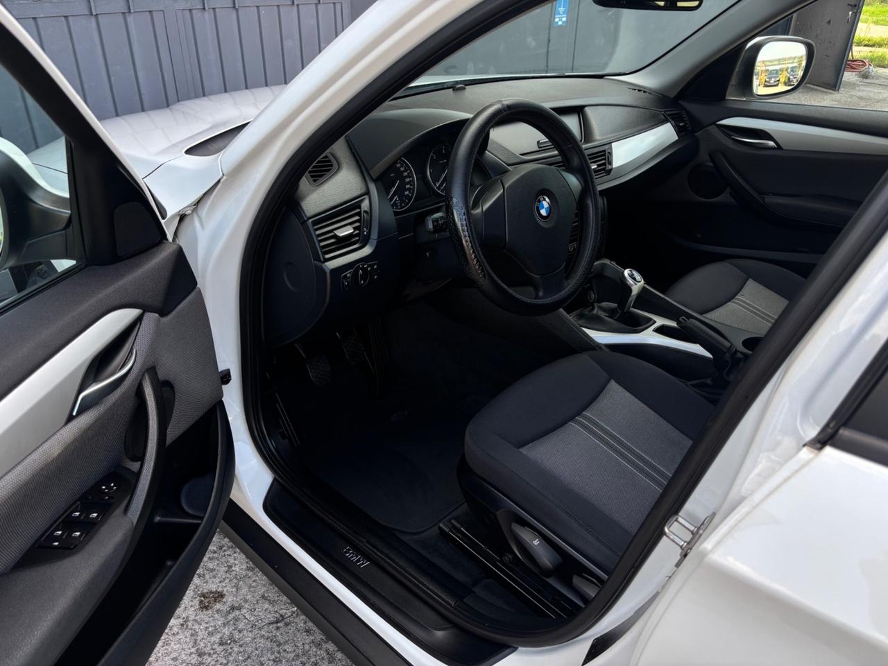 BMW X1 2.0D. 118d. Garanzia 12 mesi. Neopatentati
