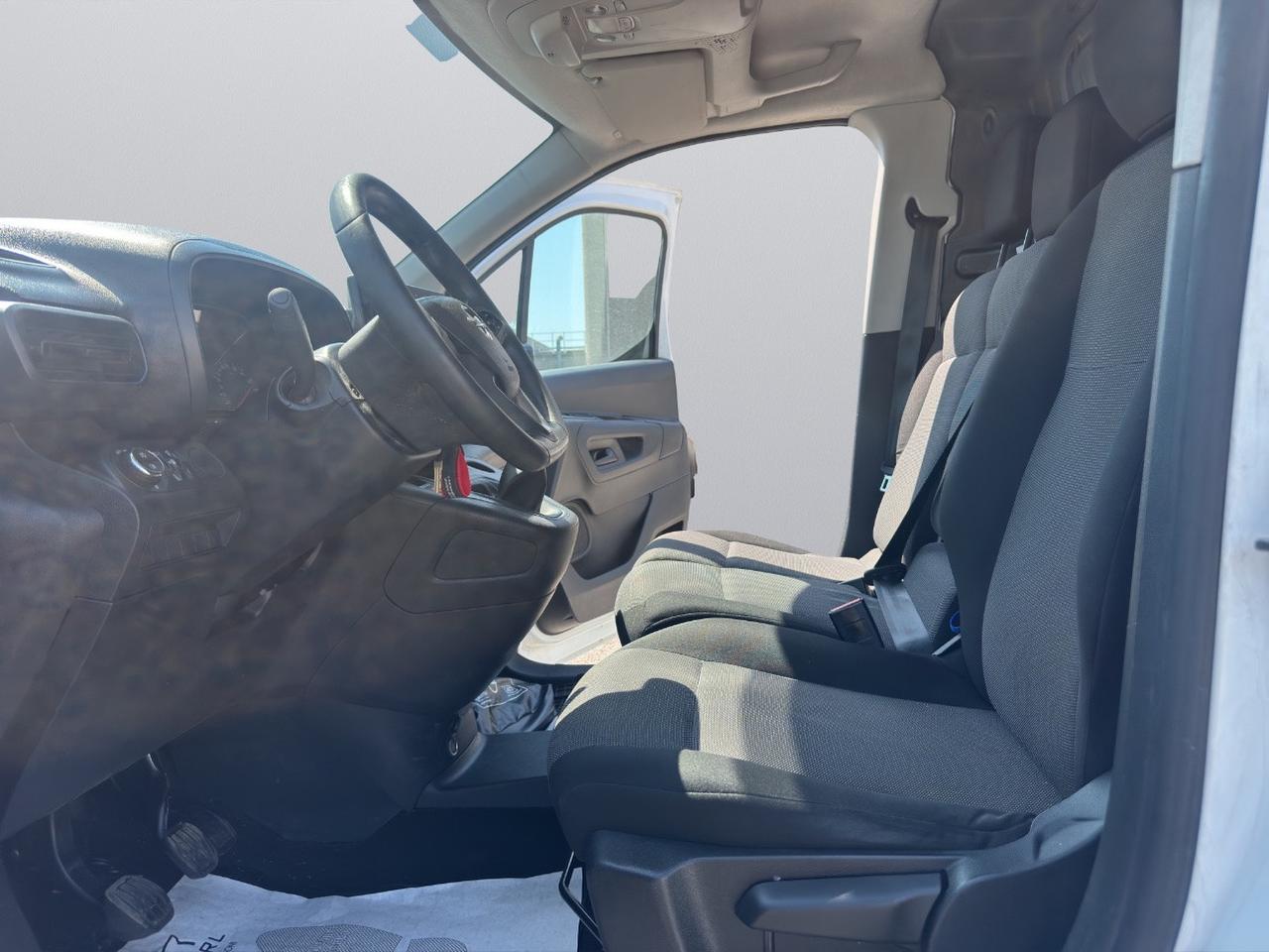 Opel Combo 1.5 D 100CV(L1H1 PC-TN-) ALLESTITO OFFI INA MOBILE+PORTAPACCHI-SENSORI-CRUISE-PASSO CORTO