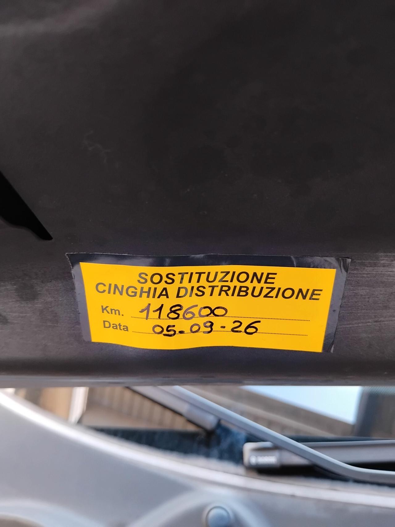 Opel Corsa 1.2 benzina automatica