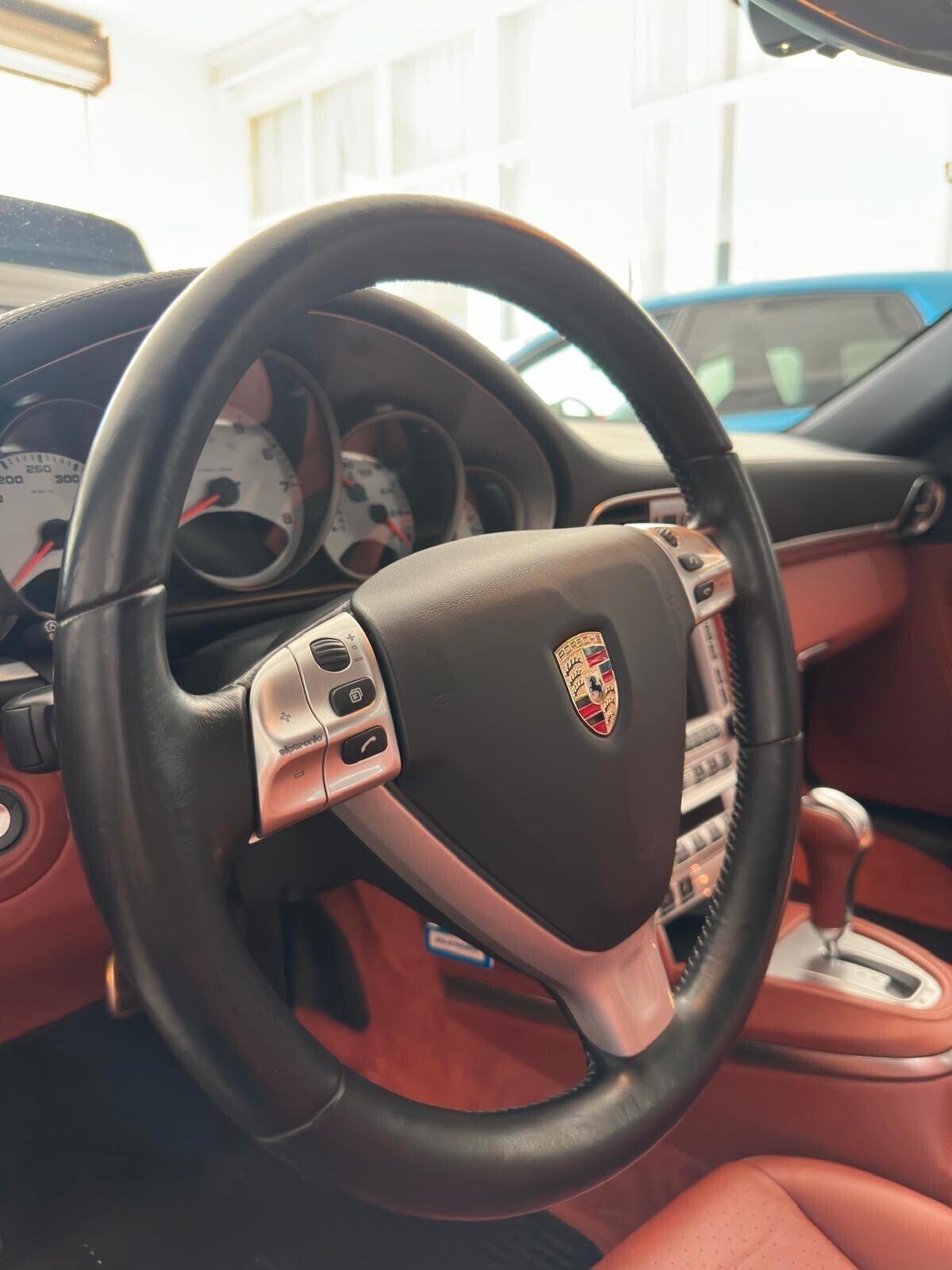 Porsche 911 Carrera 4S Coupé
