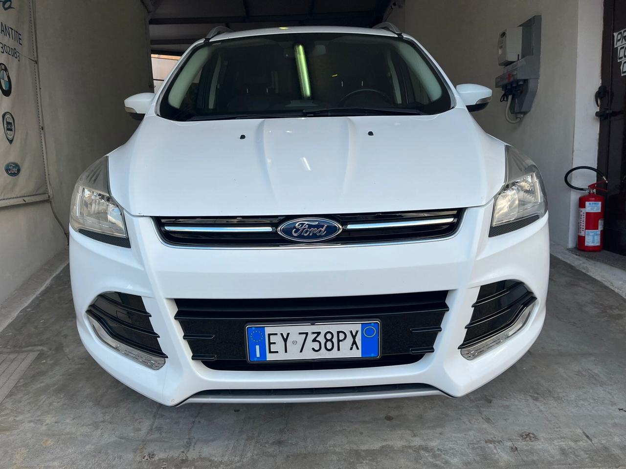 FORD KUGA 2.0 TDCI 150 CV 4WD Powershift TITANIUM