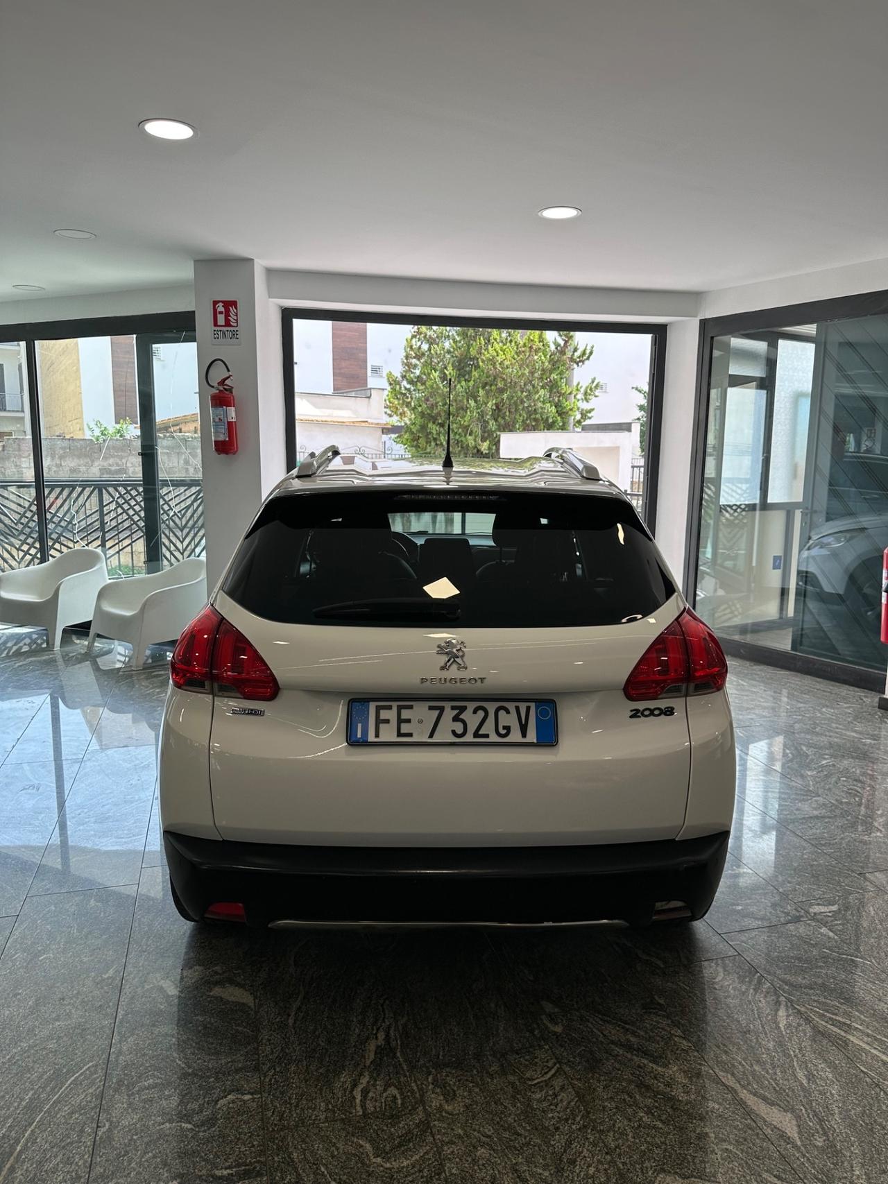 Peugeot 2008 BlueHDi 120 S&S Allure