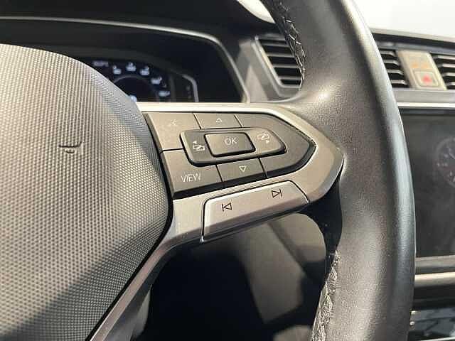 Volkswagen Tiguan Allspace Mark 1 Facelift (2021) 2.0TDI 150CV DSG Business 7P. - IVA ESPOSTA