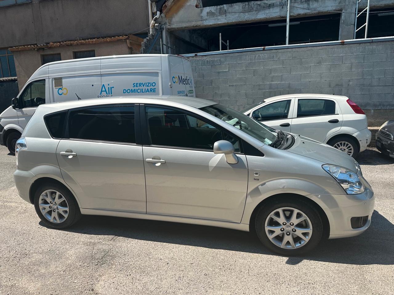 Toyota Corolla Verso 1.8 16V MMT MY'08 7pti