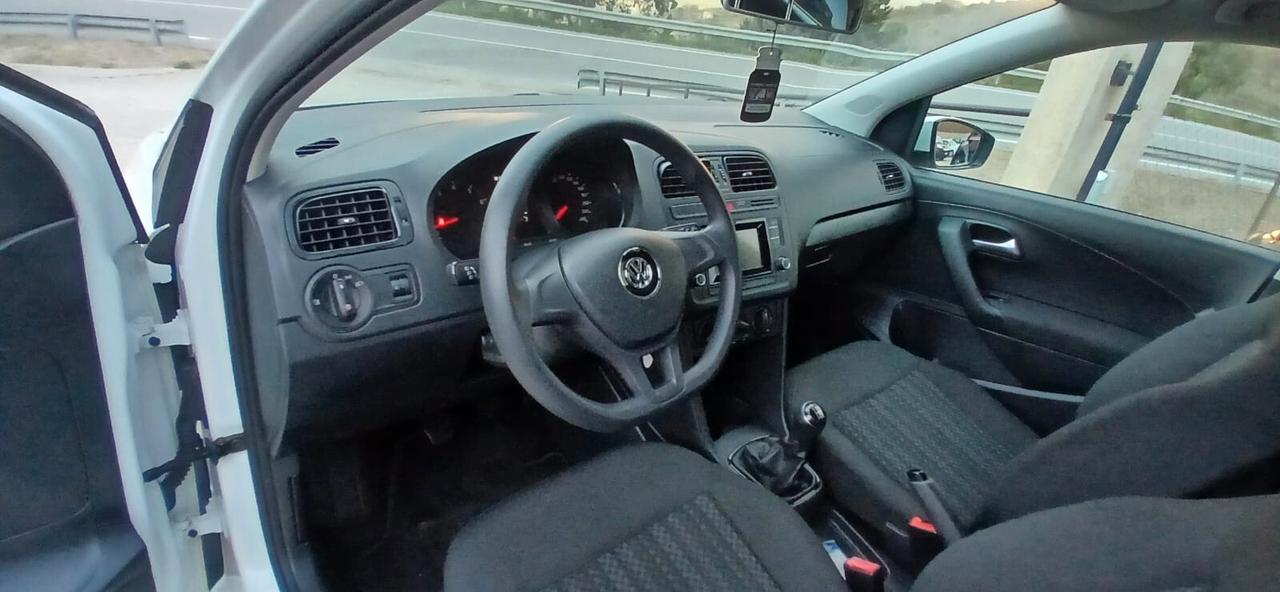 Volkswagen Polo 1.0 MPI 5p. Business Trendline - 2016