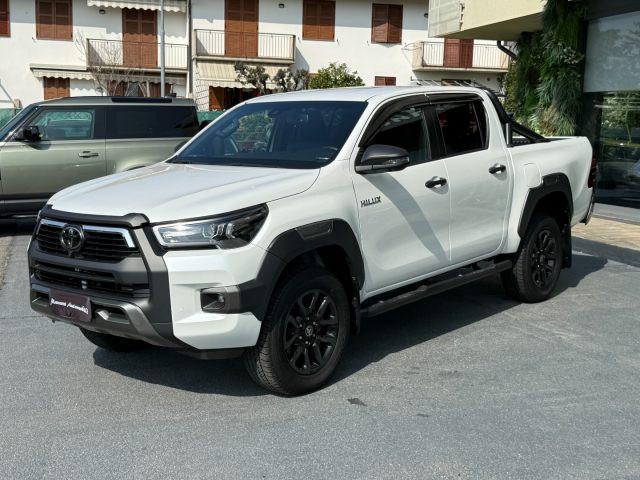 TOYOTA Hilux 2.8 D A/T 4WD Double Cab Invincible IVA ESPOSTA