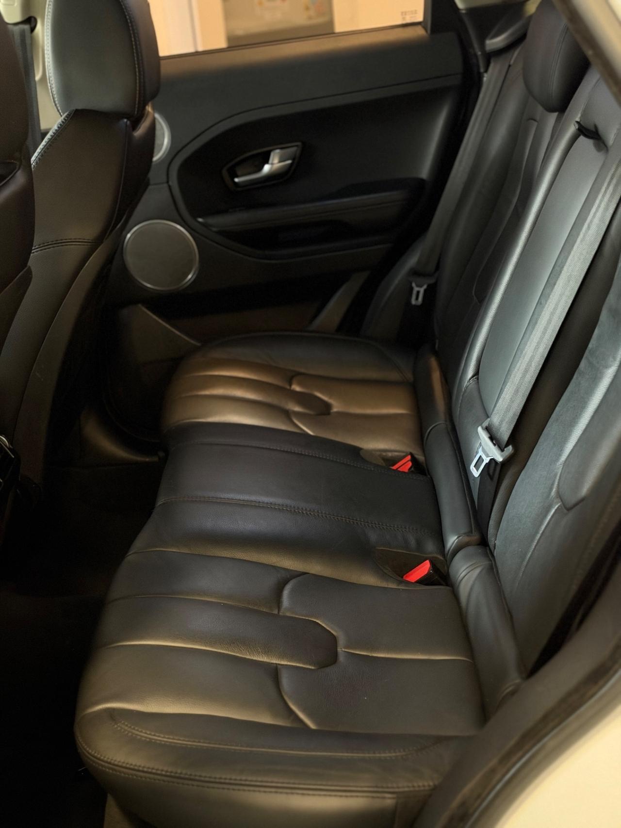 Land Rover Range Evoque 2.2 TD4 5p. Pure Tech Pack