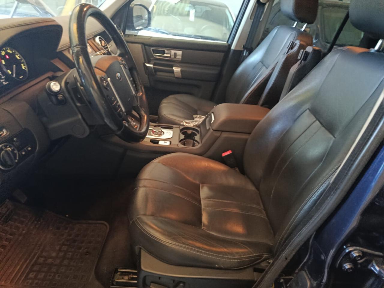 Land Rover Discovery 4 3.0 SDV6 249CV SE