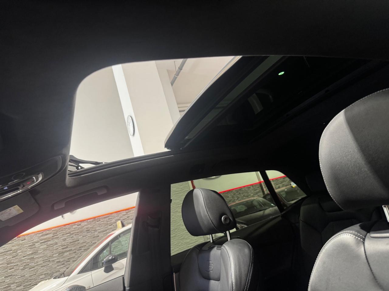Audi Q8 SQ8 TDI quattro tiptronic sport attitude