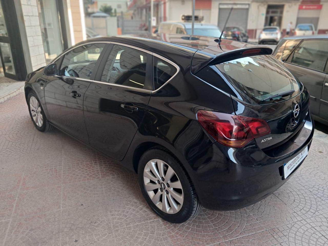 Opel Astra 1.7 CDTI 110CV 5 porte Cosmo-Euro 4990