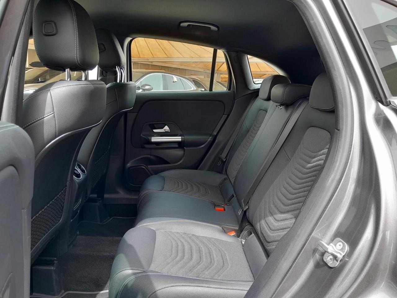 Mercedes-benz GLA 200 220 d Automatic Sport