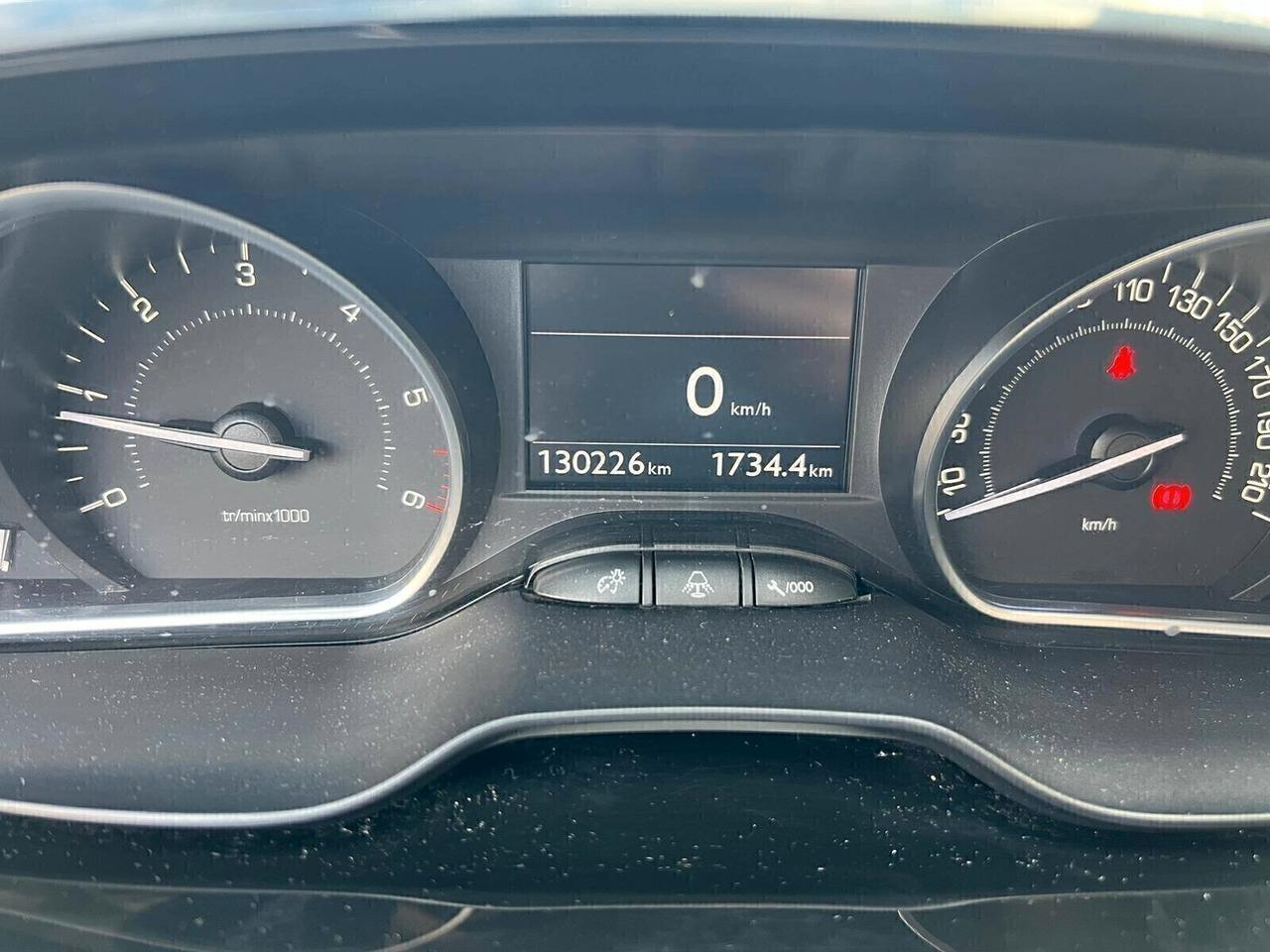 Peugeot 208 1.4 HDi 68 CV 3 porte Allure