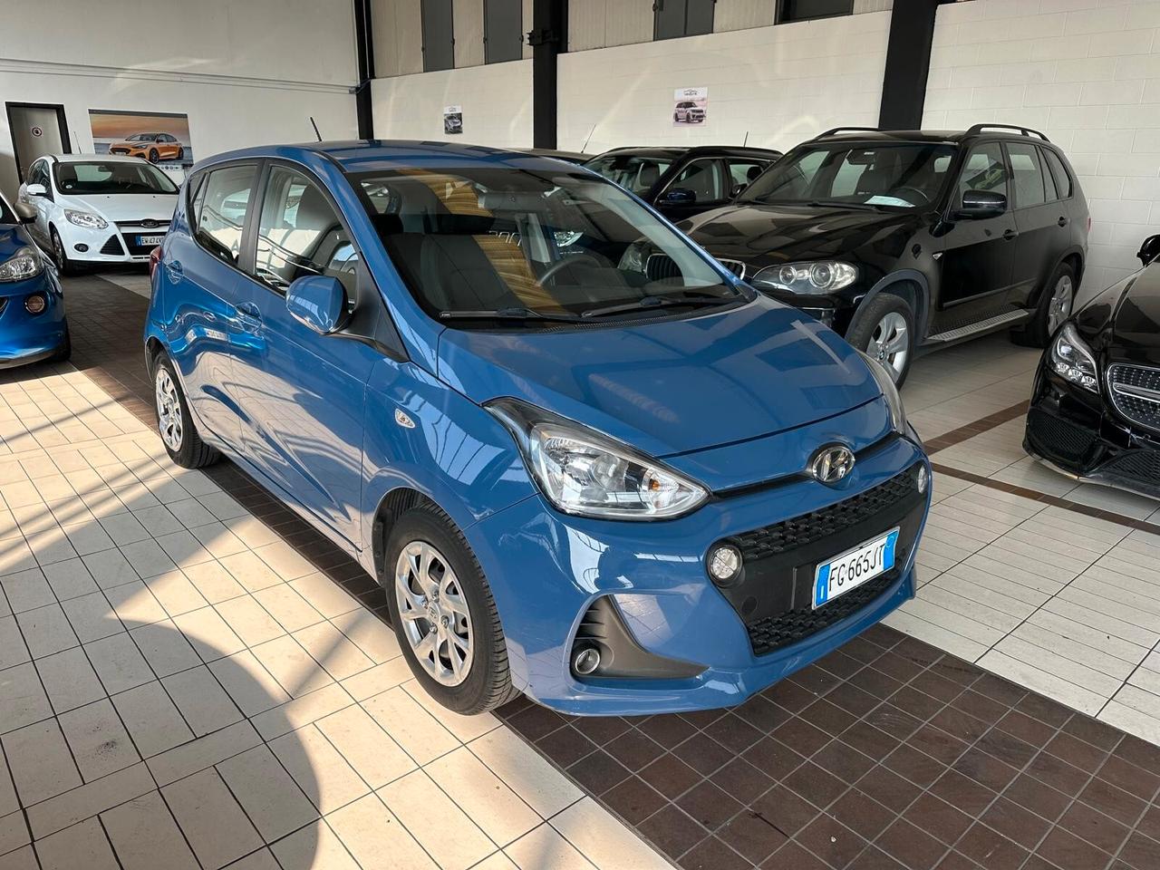 Hyundai i10 1.0 MPI Sound Edition A/T