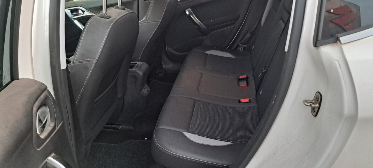 Peugeot 3008 BlueHDi 130 S&S EAT8 Crossway