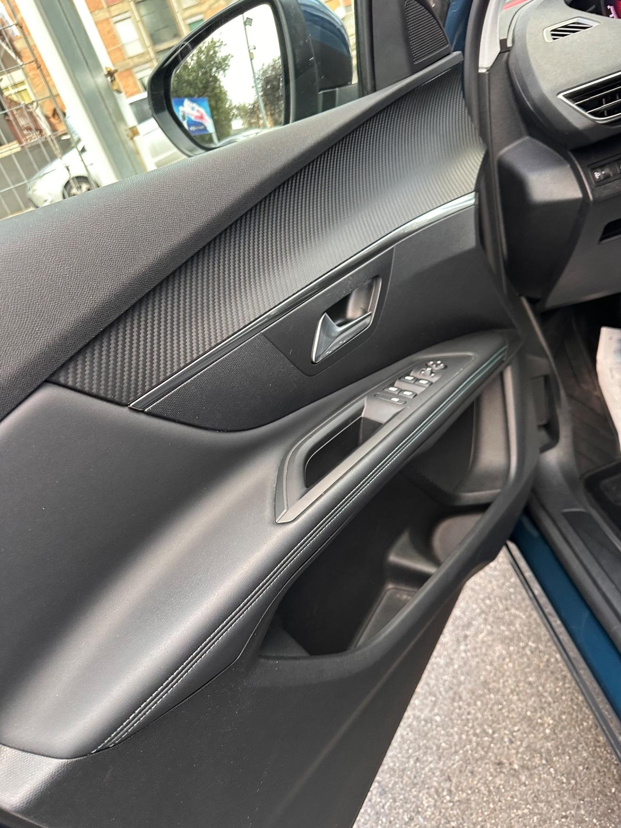 Peugeot 3008 BlueHDi 130 S&S Allure Pack