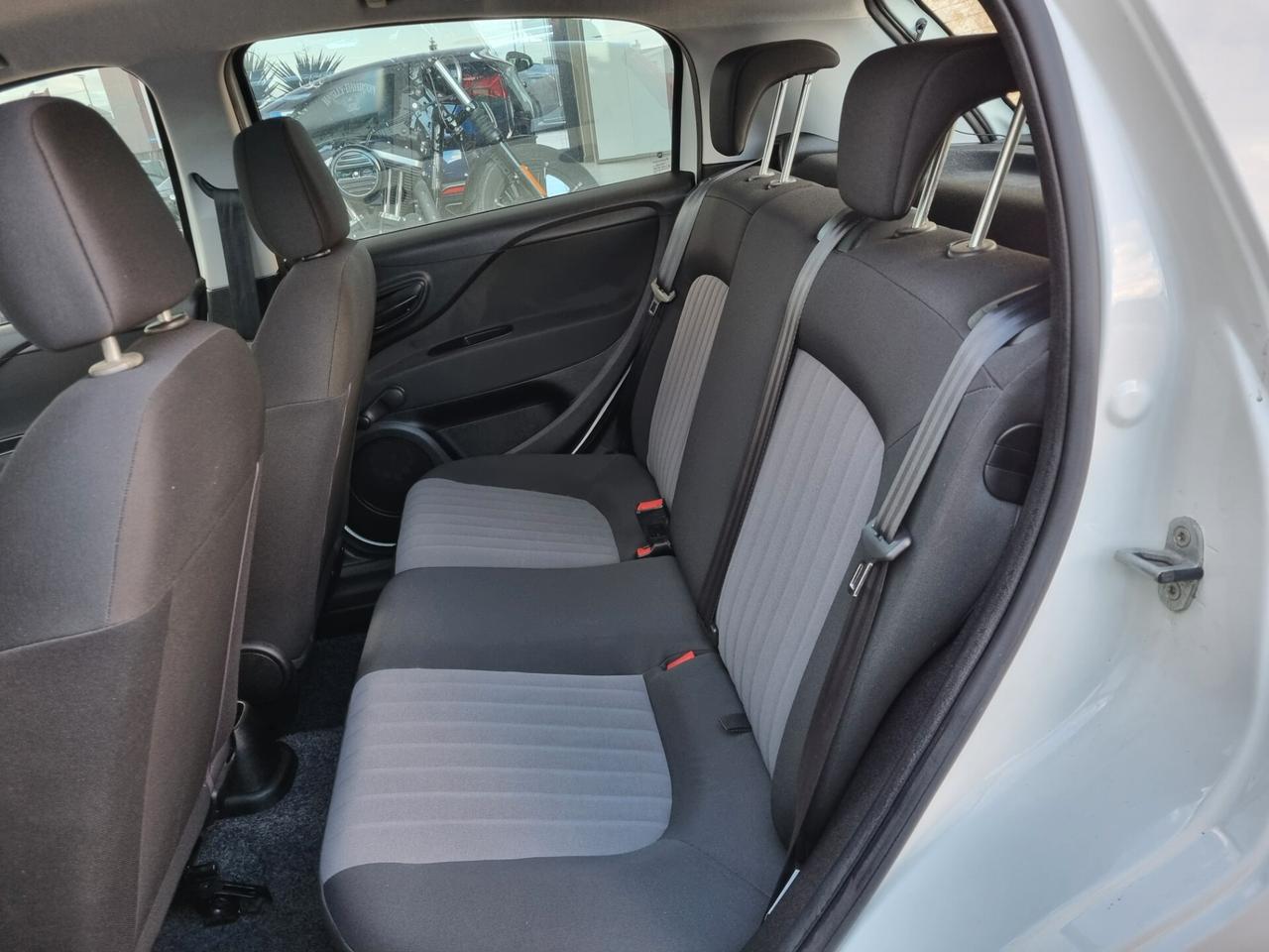 Fiat Punto 1.3 MJT II S&S 95 CV 5 porte Street