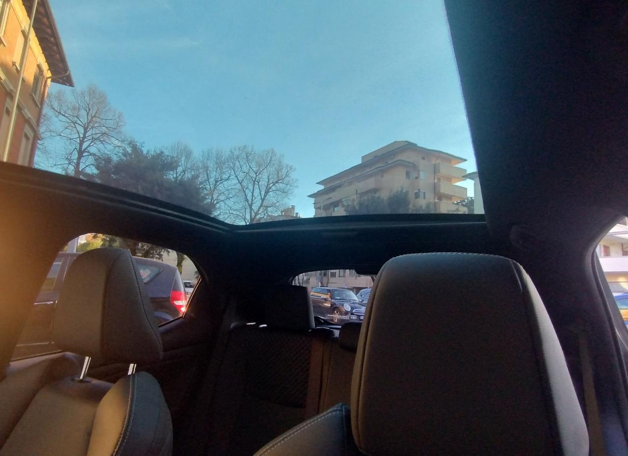 Toyota Yaris 1.5 Hybrid 5 porte Lounge