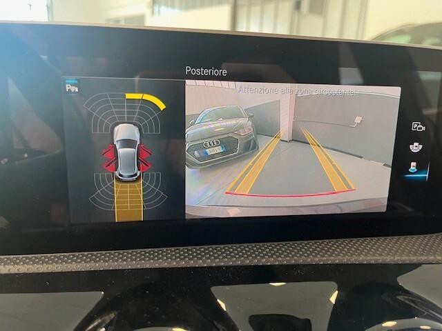 Mercedes-benz A 180 d AUTOMATIC BUSINESS PELLE + PACCHETTO LUCI INTERNO