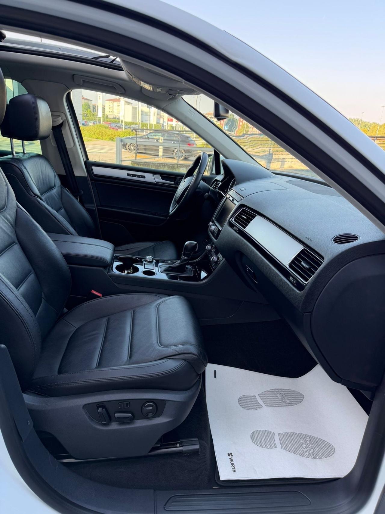 Volkswagen Touareg 3.0 TDI 204 CV tiptronic BlueMotion Techn. Executive