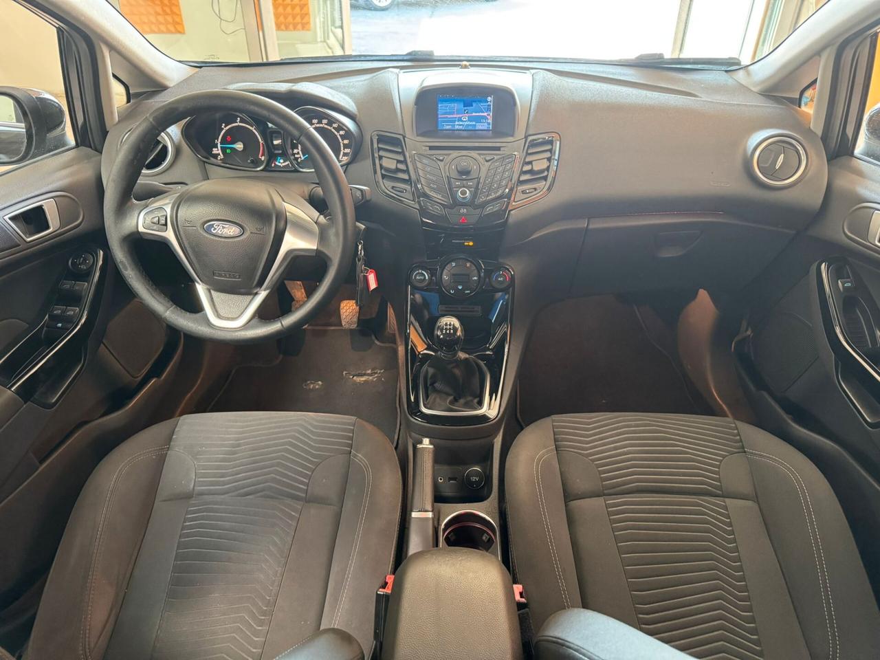 Ford Fiesta 1.5 TDCi 75CV 5 porte Titanium