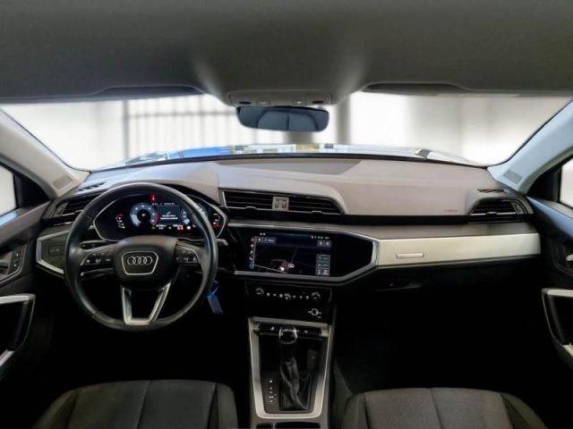 AUDI Q3 35 TDI S tronic Business Advanced