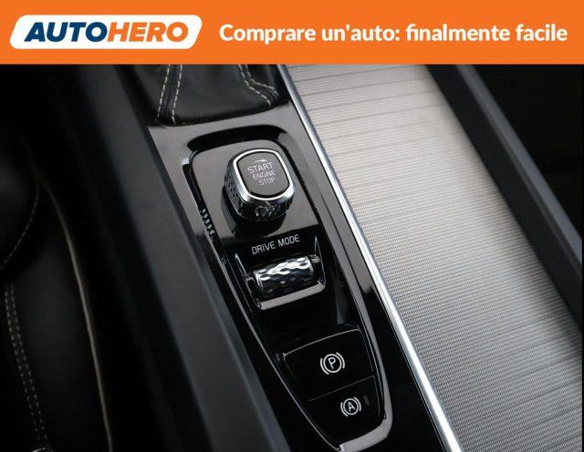 VOLVO XC60 D4 AWD Geartronic R-design