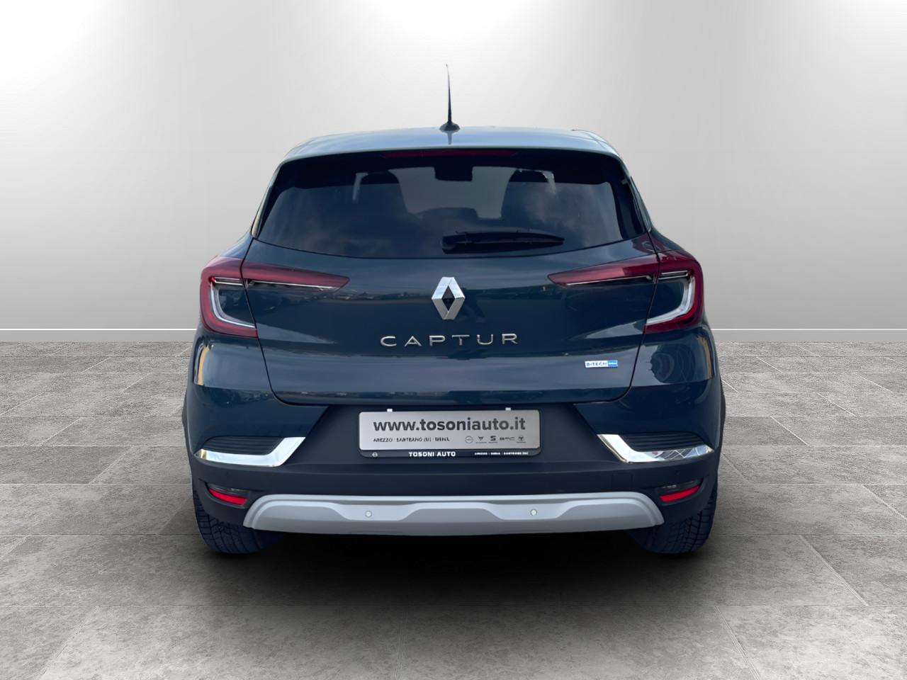 RENAULT Captur 1.6 E-Tech hybrid Intens 145cv auto
