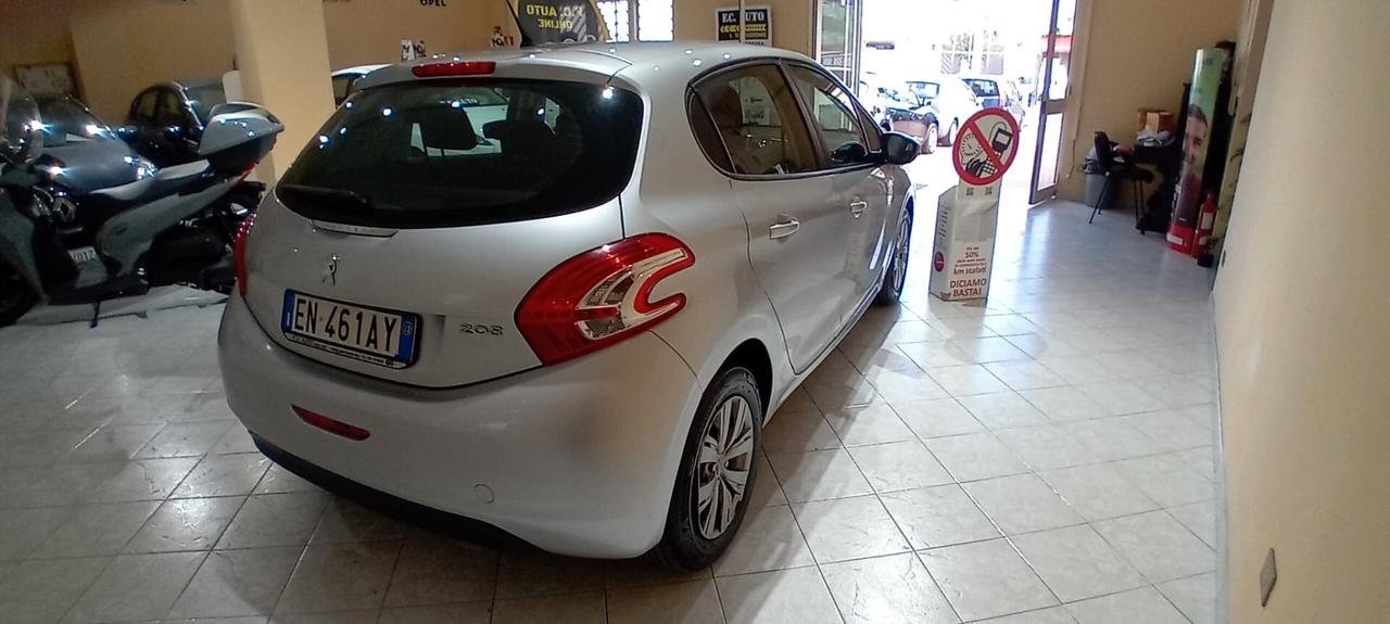 Peugeot 208 1.2 VTi 82 CV 5 porte Allure