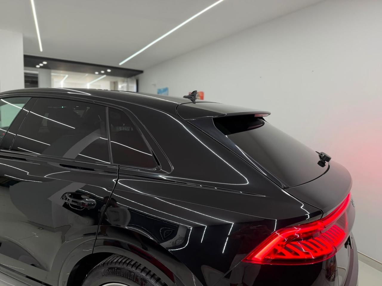 Audi Q8 50 TDI 286 CV quattro Sline