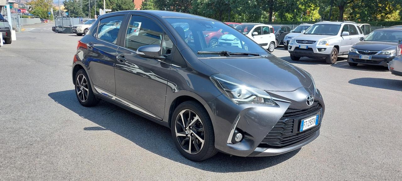Toyota Yaris 1.5 5 porte Lounge