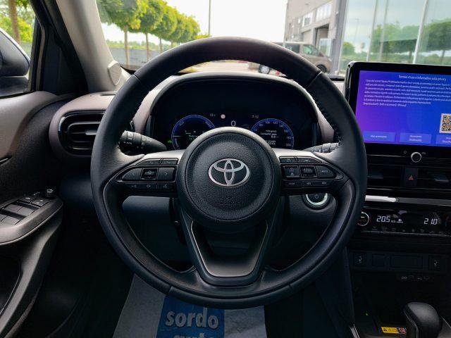TOYOTA Yaris Cross 1.5 Hybrid Lounge