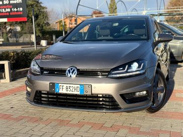 Volkswagen Golf 1.6 TDI 110 CV DSG R-LINE