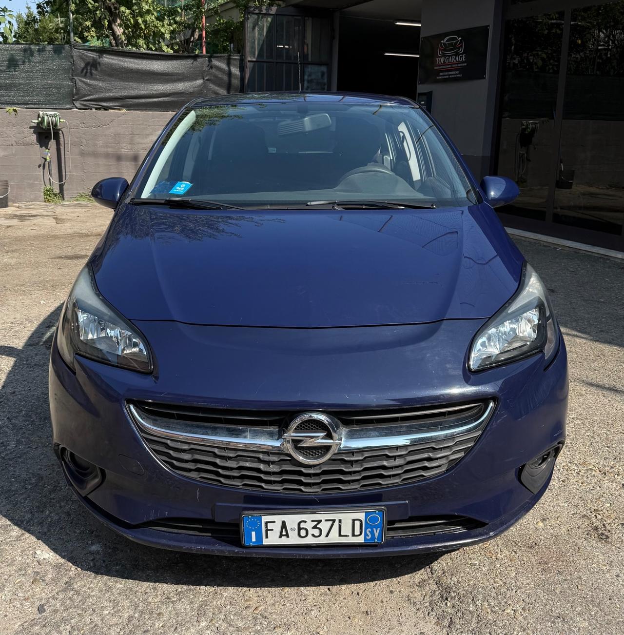 Opel Corsa 1.2 5 porte b-Color