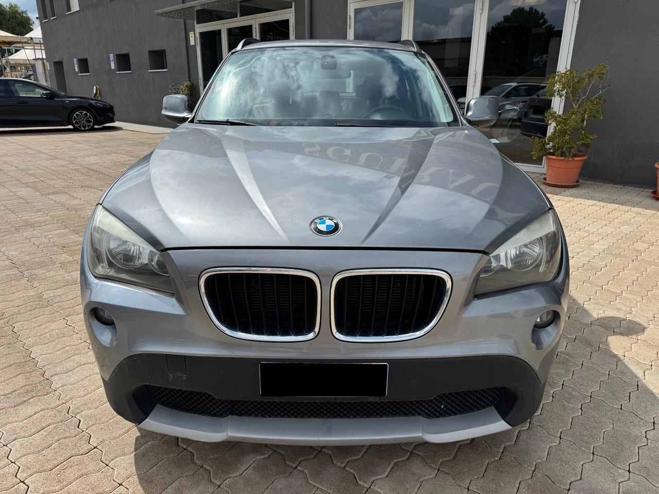 BMW X1 XDRIVE 20D FUTURA 2011