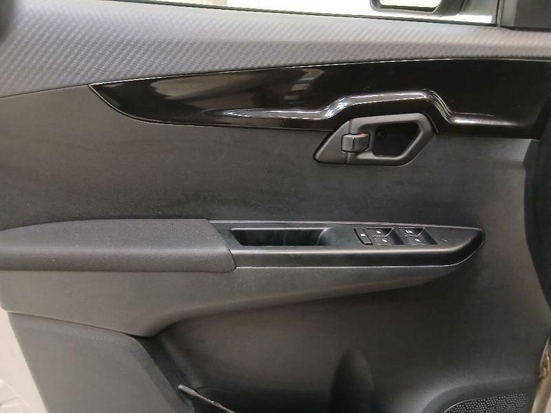 Mahindra KUV100 1.2 K6+ m-bifuel