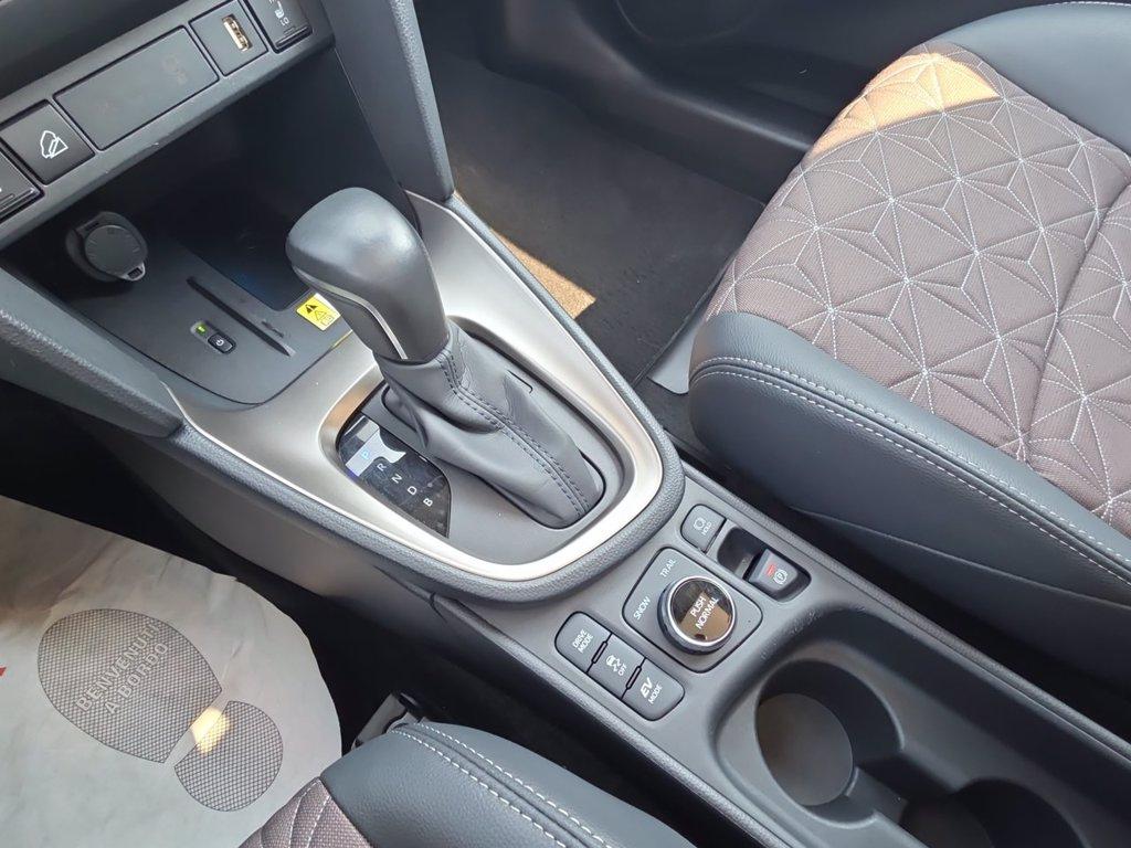 TOYOTA Yaris cross 1.5h lounge awd-i 116cv e-cvt del 2024
