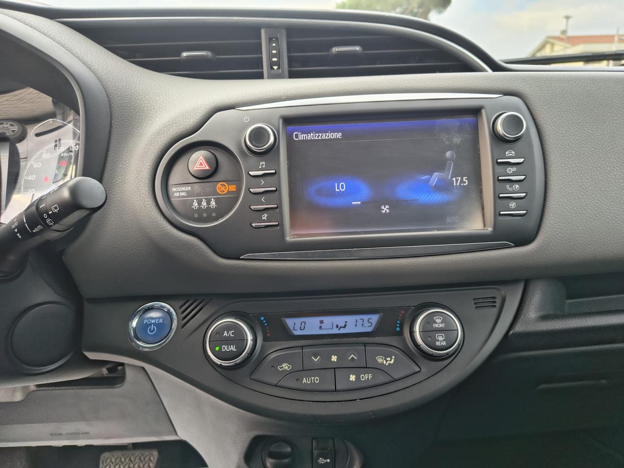 Toyota Yaris 1.5 Hybrid 5 porte **PREZZO REALE**