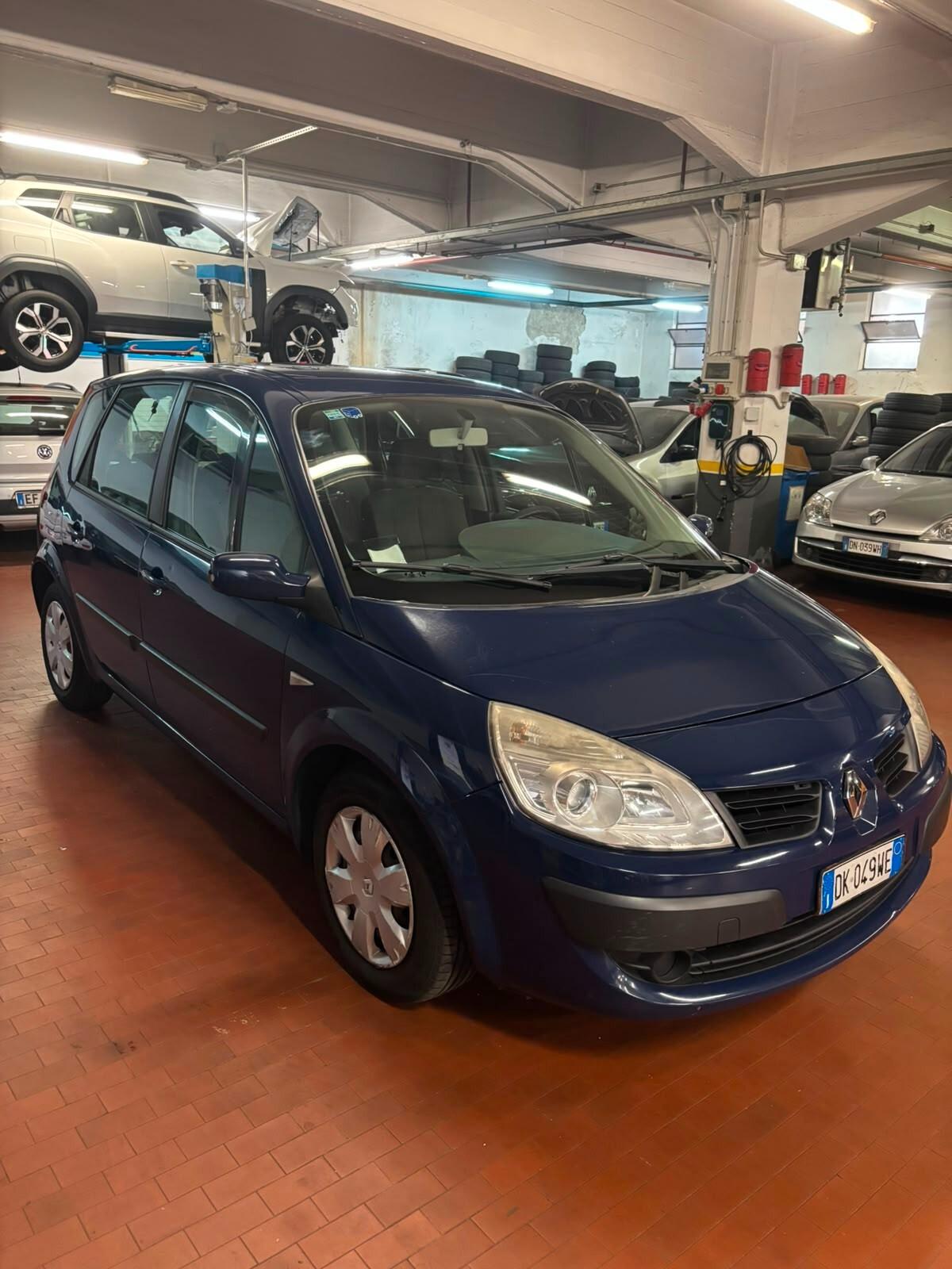 Renault Scenic Scénic 1.6 16V GPL