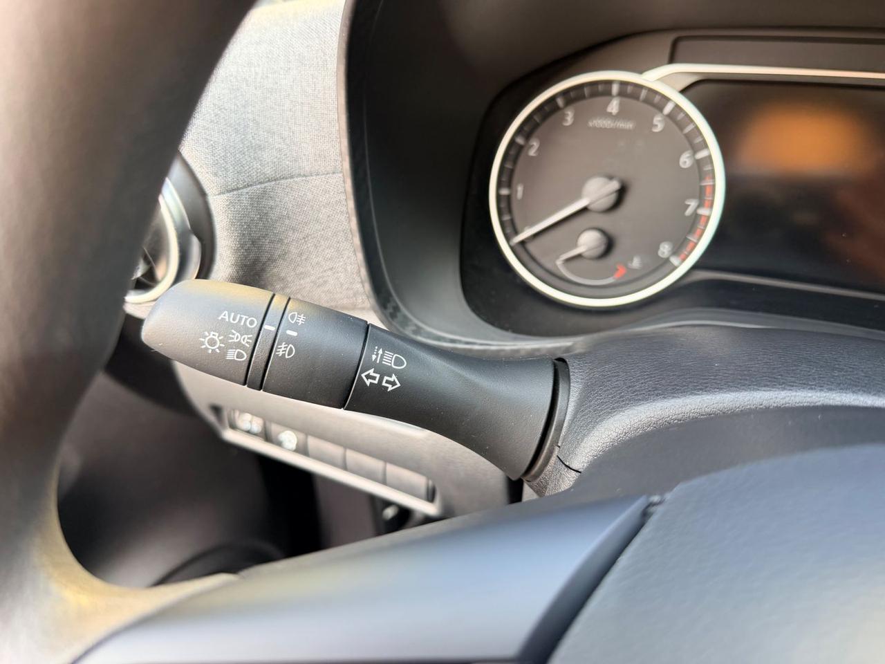 Nissan Juke Acenta 1.0 DIG-T 114 #9785