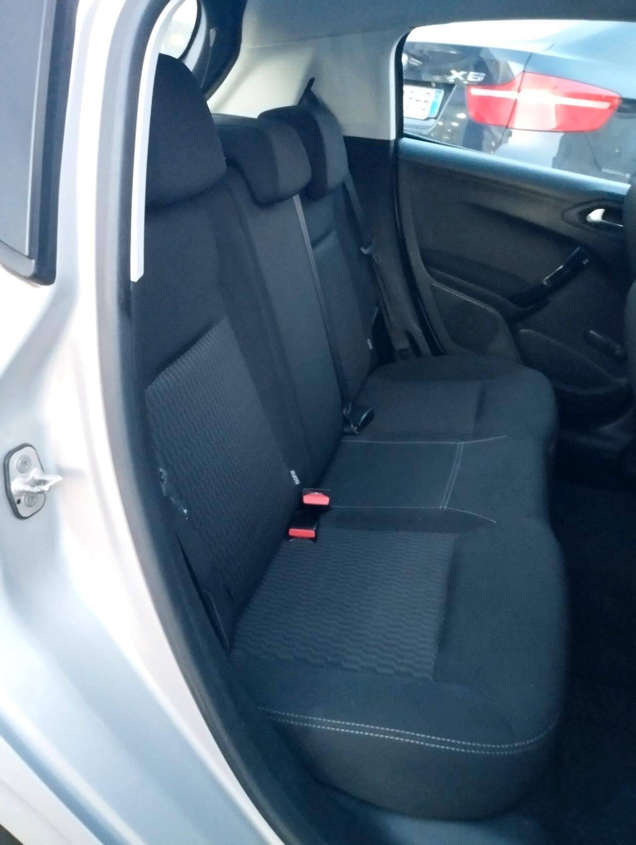 Peugeot 208 82 5 porte Active