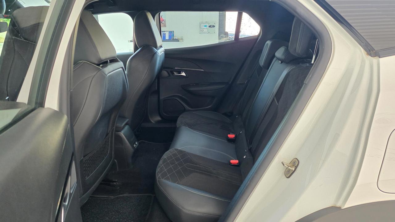 Peugeot 2008 BlueHDi 130 S&S EAT8 GT