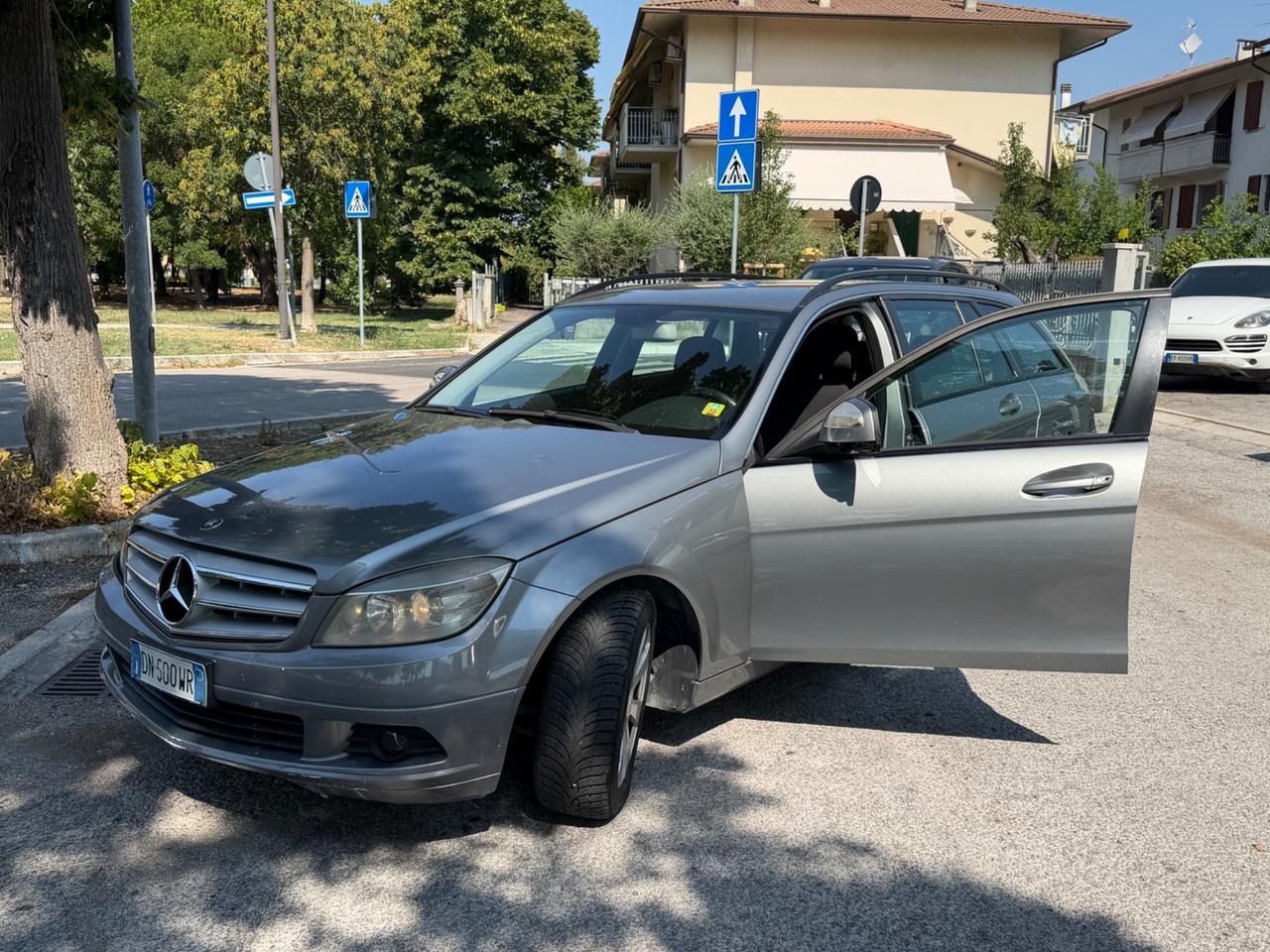 Mercedes-benz C 220 CDI S.W. Avantgarde AMG
